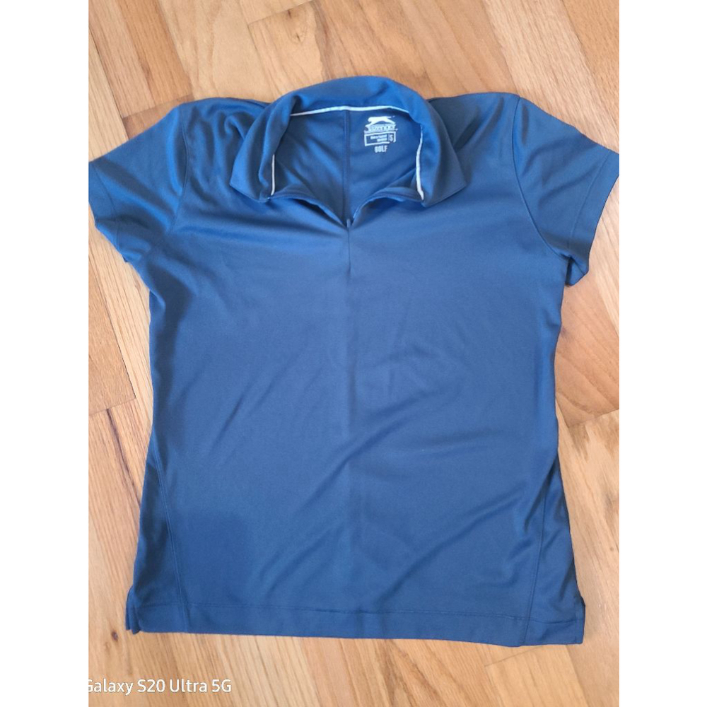 Slazenger small golf shirt